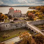 Szent Ivan Vendeghaz 4*