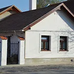 Szent Ivan Vendeghaz Penzion 4*