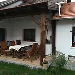 Szent Ivan Vendeghaz Gasthof Tata