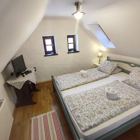 Guest house Szent Ivan Vendeghaz Tata
