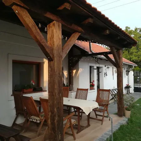 Szent Iván 4* Tata