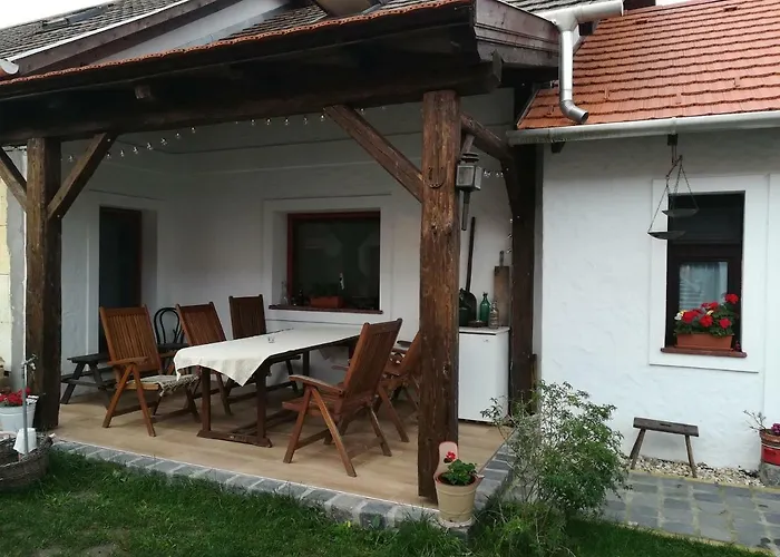 Szent Ivan Vendeghaz Πανσιόν Tata